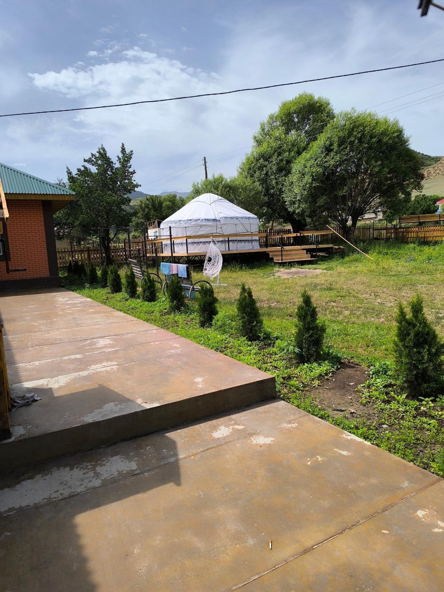 Kolsay Aisha Otel Saty Dış mekan fotoğraf